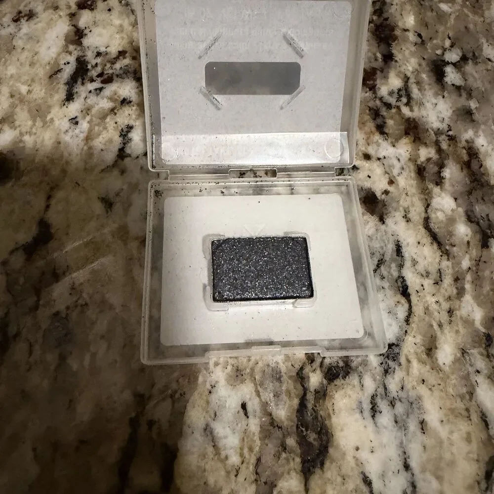 Mary Kay Mineral Eye Color Brilliant Black 068245 .05 oz Discontinued NEW